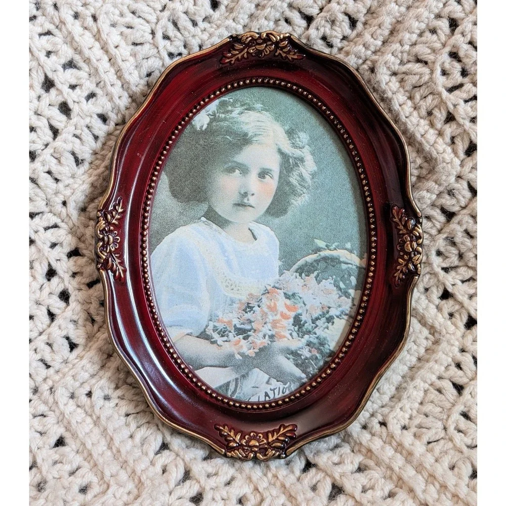 Vintage Plastic Oval Burgundy Gold Floral Picture Frame Victorian Scalloped Edge